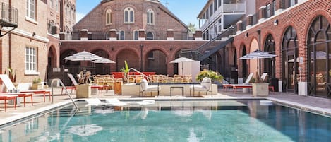 Outdoor pool, open 8:00 AM to 10:00 PM, pool umbrellas, sun loungers