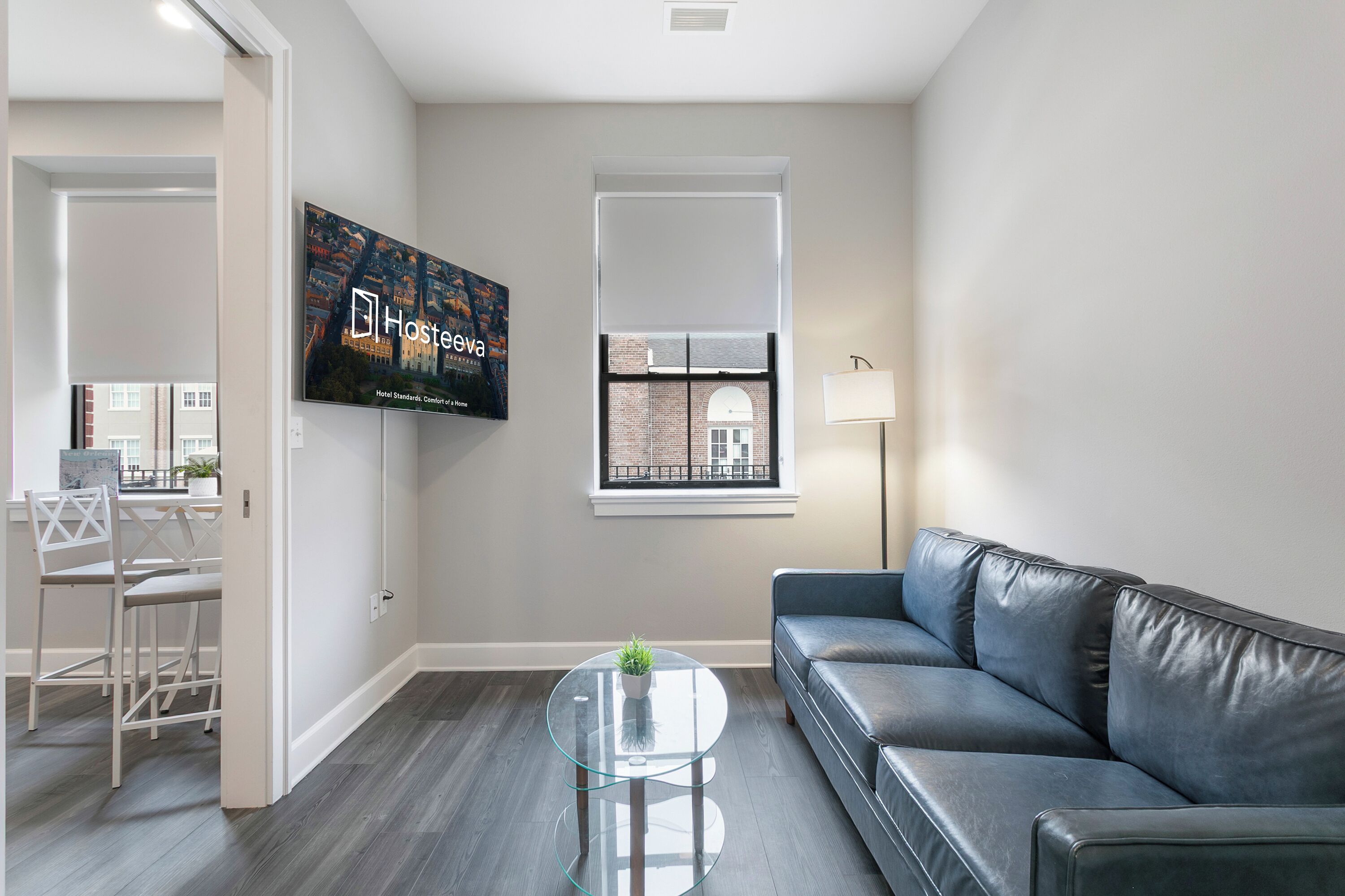 Romantic Suite, 1 Bedroom | Living room | 45-inch Smart TV with cable channels