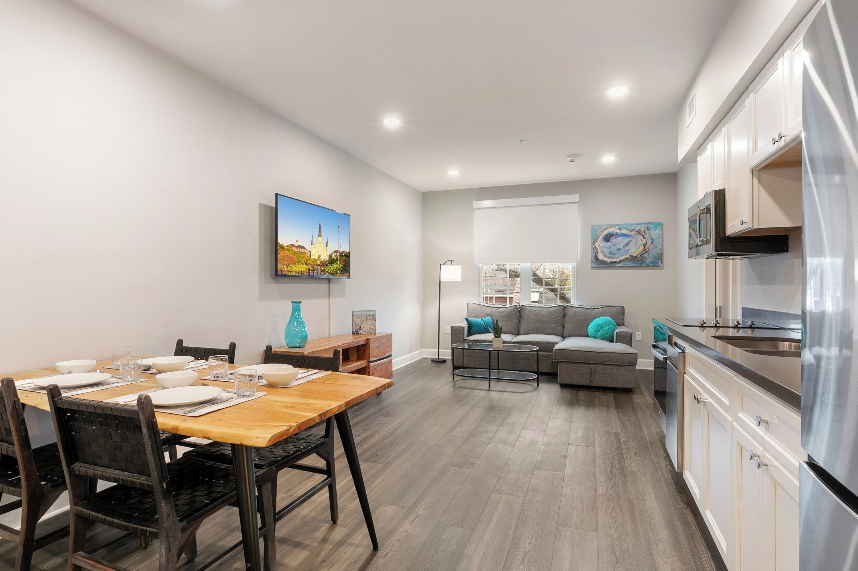 Grand Suite, 2 Bedrooms, 2 Bathrooms | In-room dining