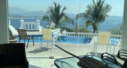 Luxurious Oceanside Villa! Private Gated Community!