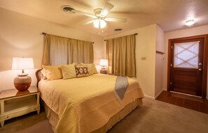 6 bedrooms, iron/ironing board, free WiFi, bed sheets