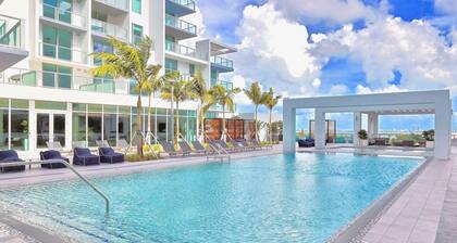 Luxury Condo with Den at Design District