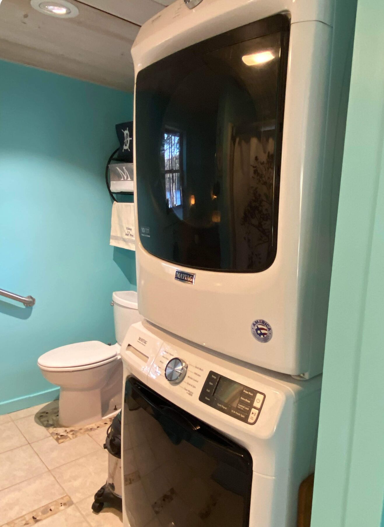 Beautiful Orange Lake ,Haven for real relaxation and rest with great sunsets 🌅