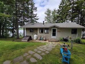 Exterior - Beautiful Orange Lake ,Haven for real relaxation and rest with great sunsets 🌅 (Whiting)