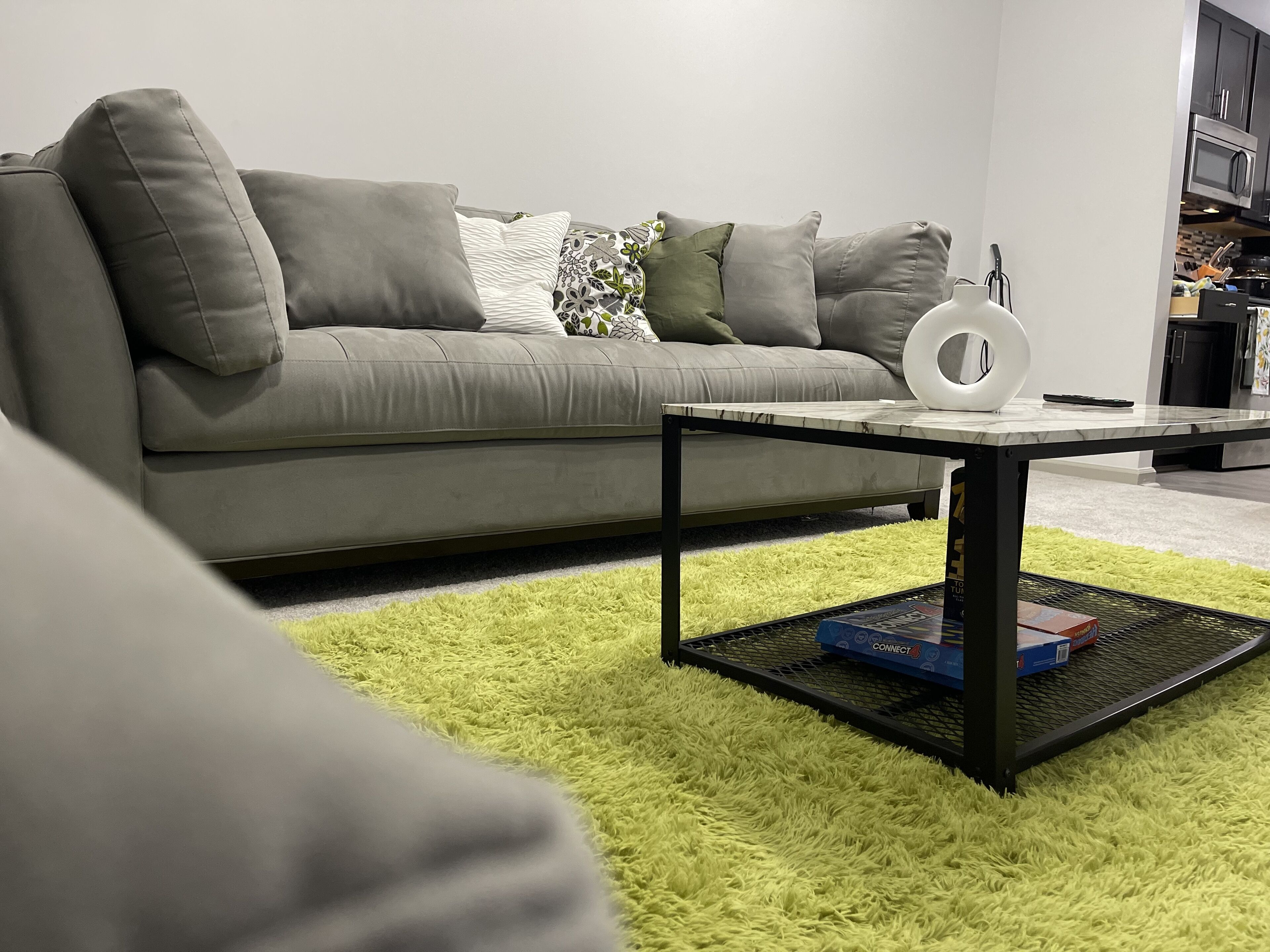 *Cozy luxury stay 1BD/1BTH , POOL, GYM , MALL