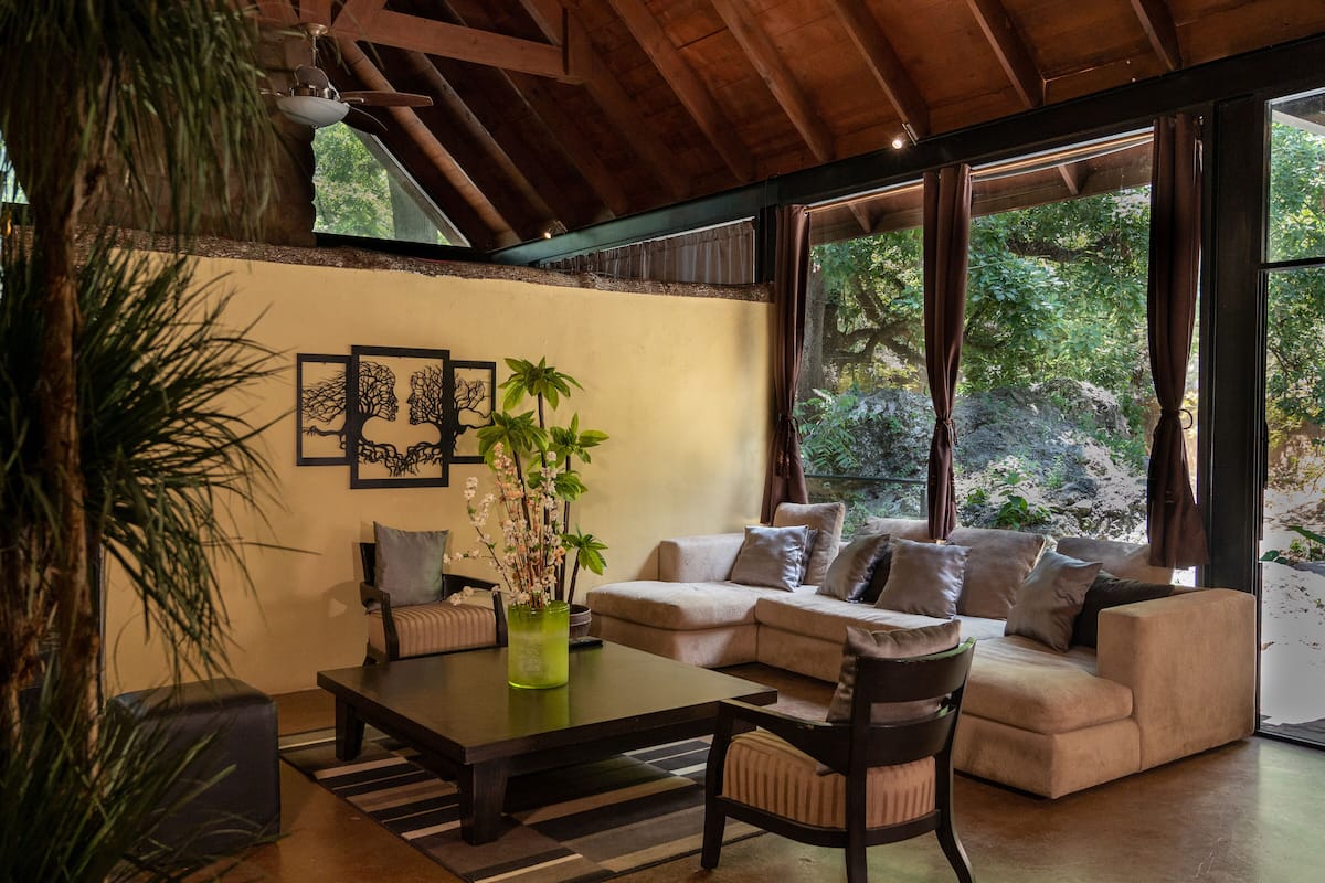 Family Cabin | Living area