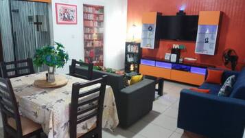 Apartment, 1 Bedroom, Smoking, Terrace | Dining room