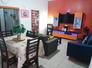 อพาร์ทเมนท์, 1 ห้องนอน, สูบบุหรี่ได้, ระเบียง | ห้องรับประทานอาหาร