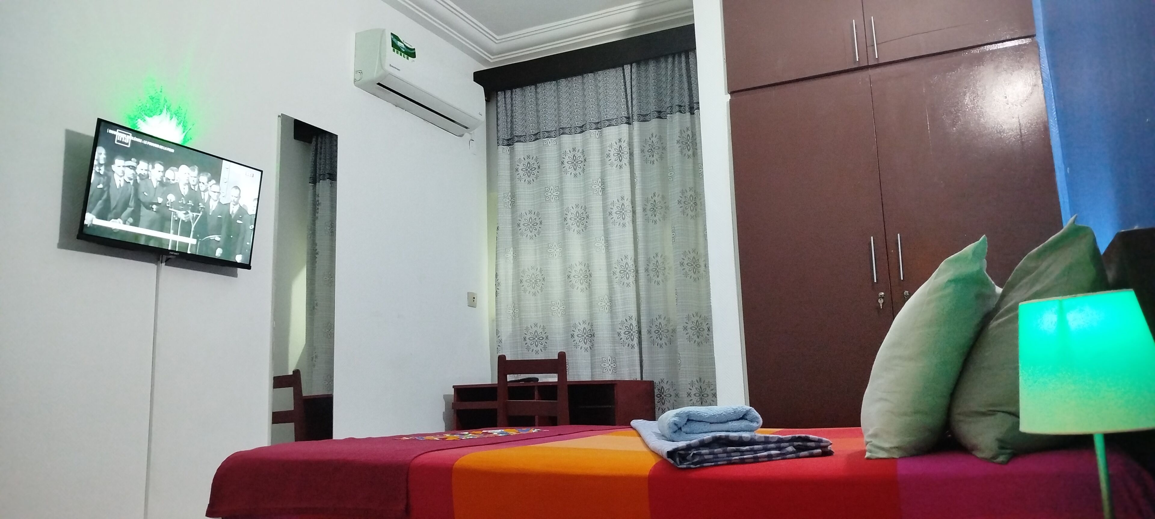 Room amenity