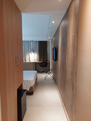 In-room safe, blackout drapes, soundproofing, iron/ironing board - Mar Premier Flats (Queimados)