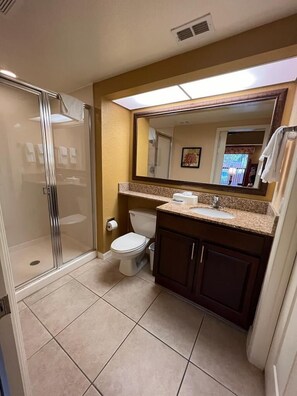 Family Villa | Bathroom