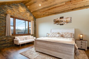 1 bedroom, iron/ironing board, free WiFi, bed sheets - MTN Views*Rain Shower*Fireplace (Cripple Creek)