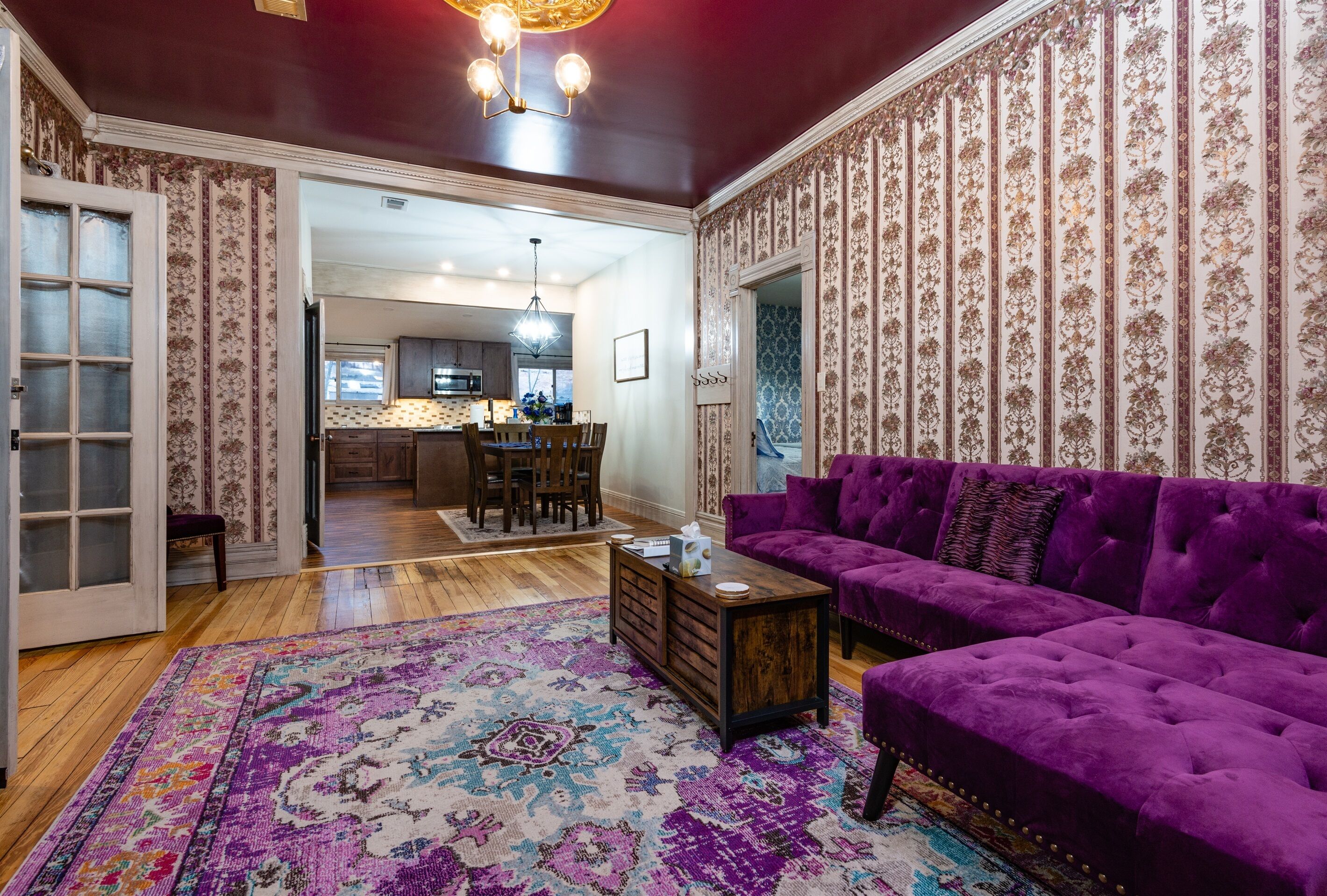 Updated*1895 Victorian*Modern Kitchen*MTN Views