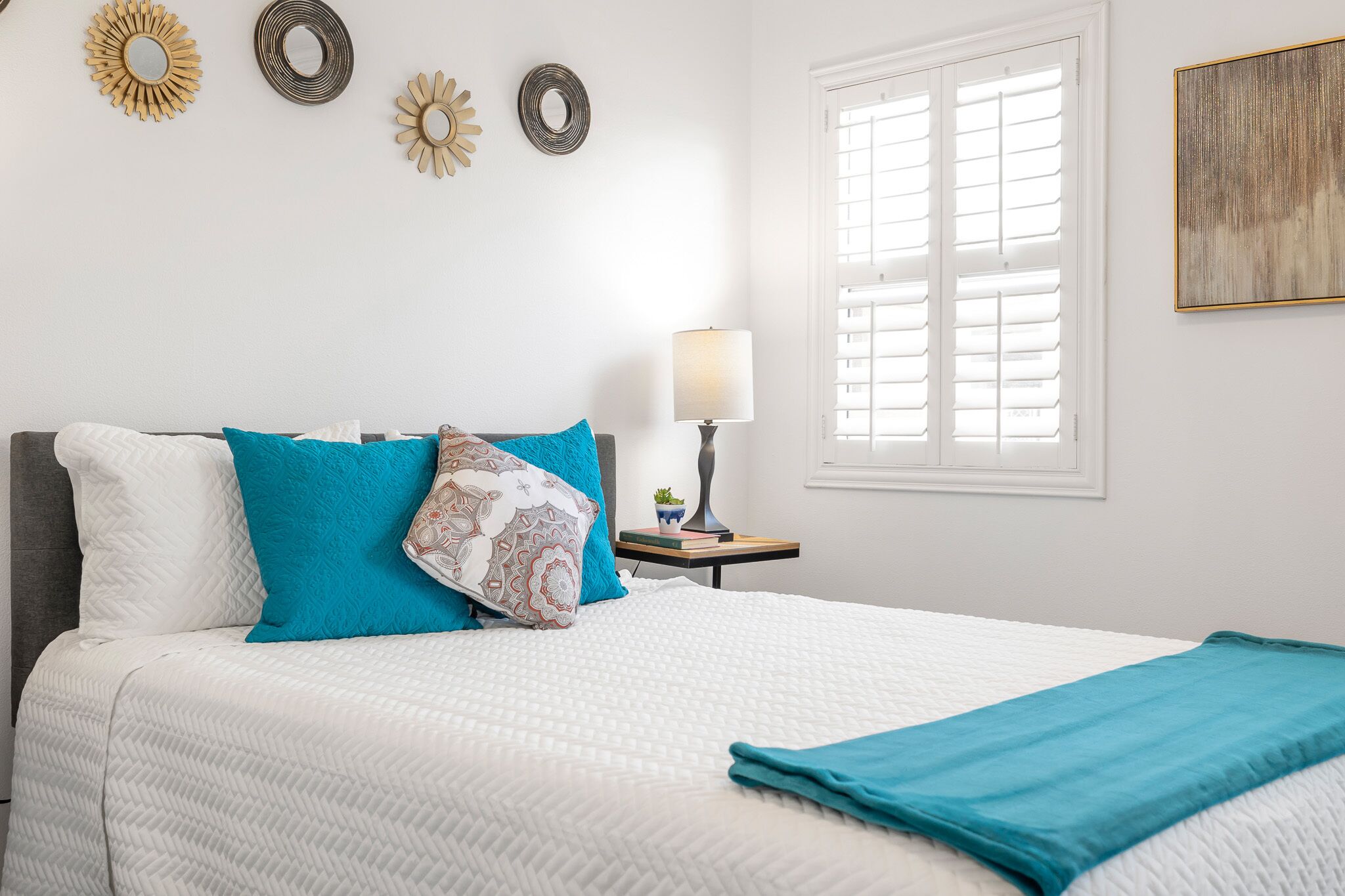 Private Elegant 2 Bedroom Home 