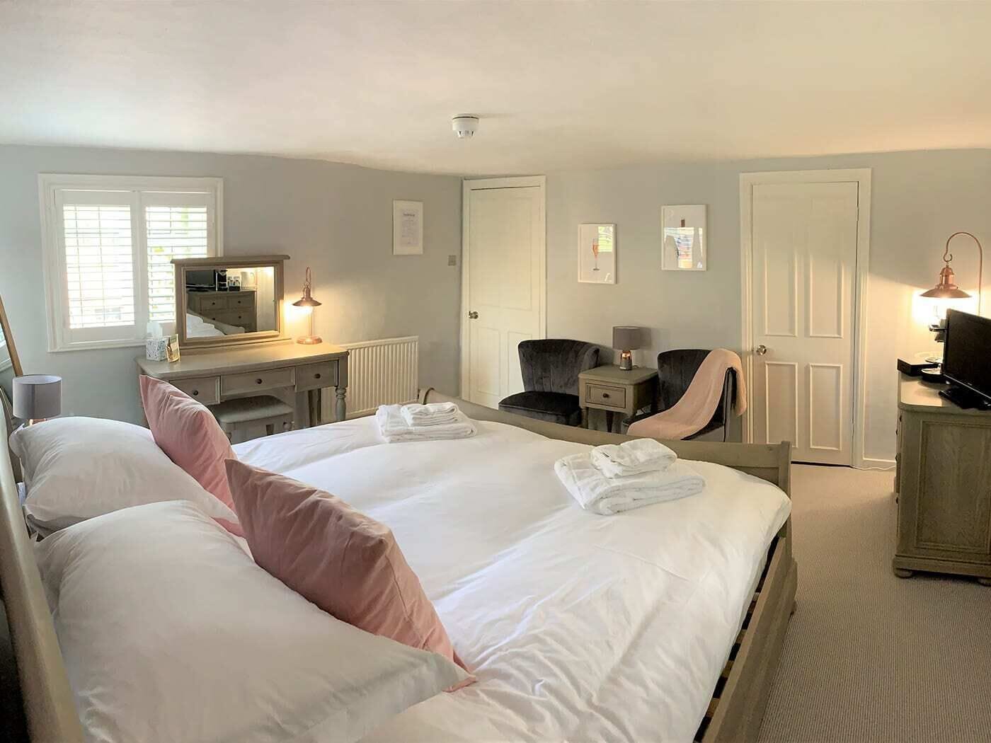 Tabla de planchar con plancha y wifi gratis 