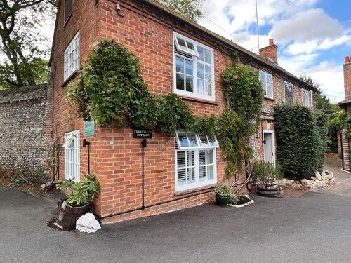 Ferrymans Cottage