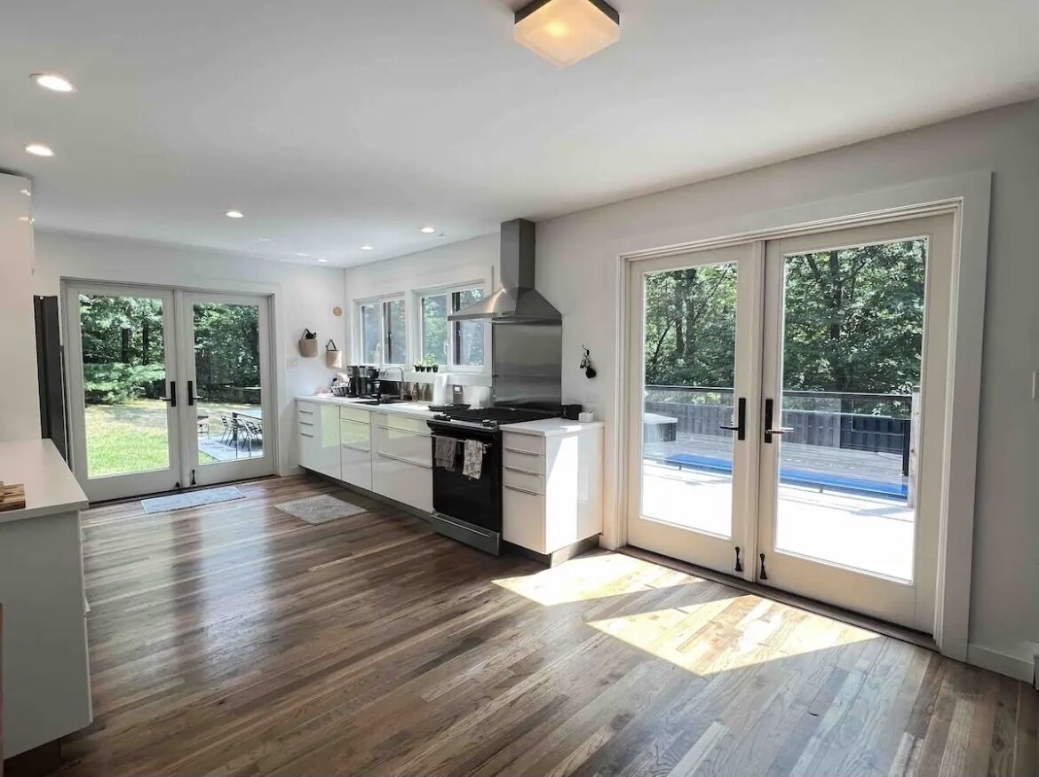 Sleek + chic in East Hampton with pool