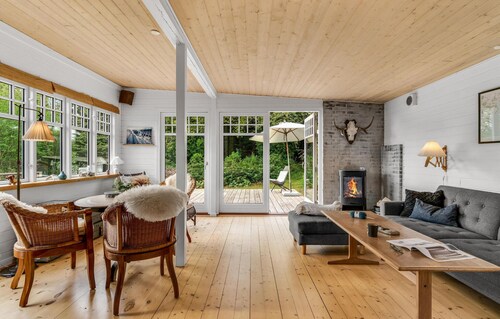 Amazing home in Hornslet with kitchen