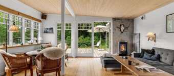 Amazing home in Hornslet with kitchen