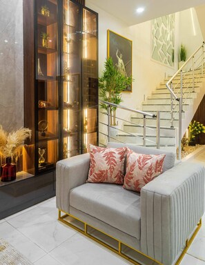 Luxury Duplex | Living room