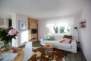 Fernseher, Stereoanlage