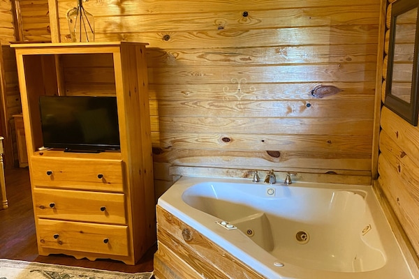 Jacuzzi Tub