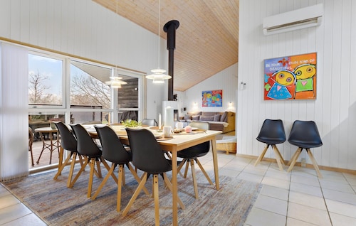 Stunning home in Strandby with WiFi