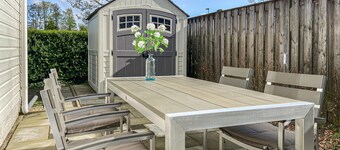 Gorgeous home in Heinkenszand with WiFi