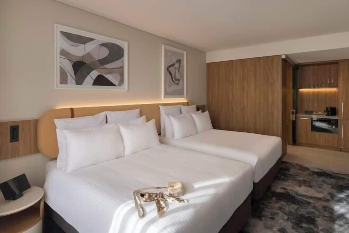 Premium bedding, minibar, in-room safe, individually furnished