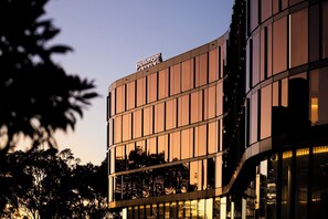 Exterior - Pullman Sydney Penrith (Penrith)