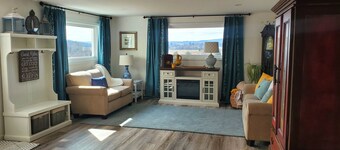 New 2 bedroom Country Chic Bed&Breakfast with breathtaking views