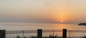 SH Holidays & Health ltd.