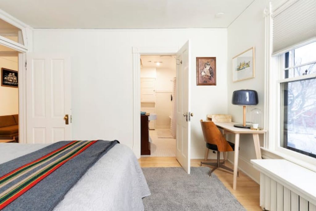 Mountainside Downtown Mansion