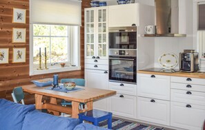 Fridge, microwave, dishwasher, coffee/tea maker