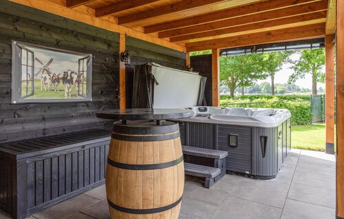 Cozy home in Den Ham with kitchen