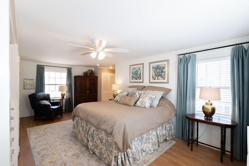 Spacious House w/ King Bed—Near Washburn & Capital Topeka Vrbo