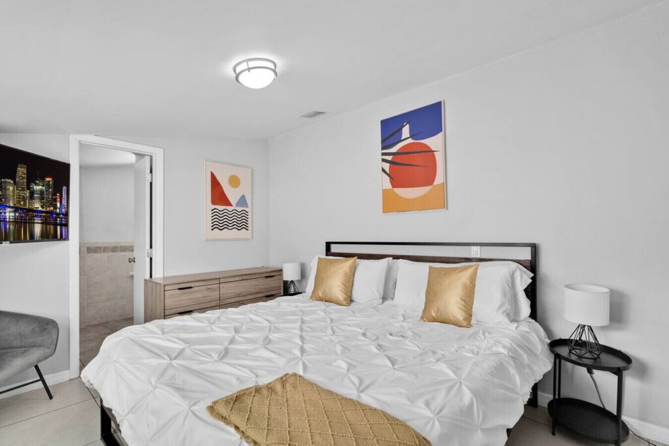 Shia 1510 N 73rd Way, Hollywood · Beautiful Pool House | Close to Hard Rock Hotel