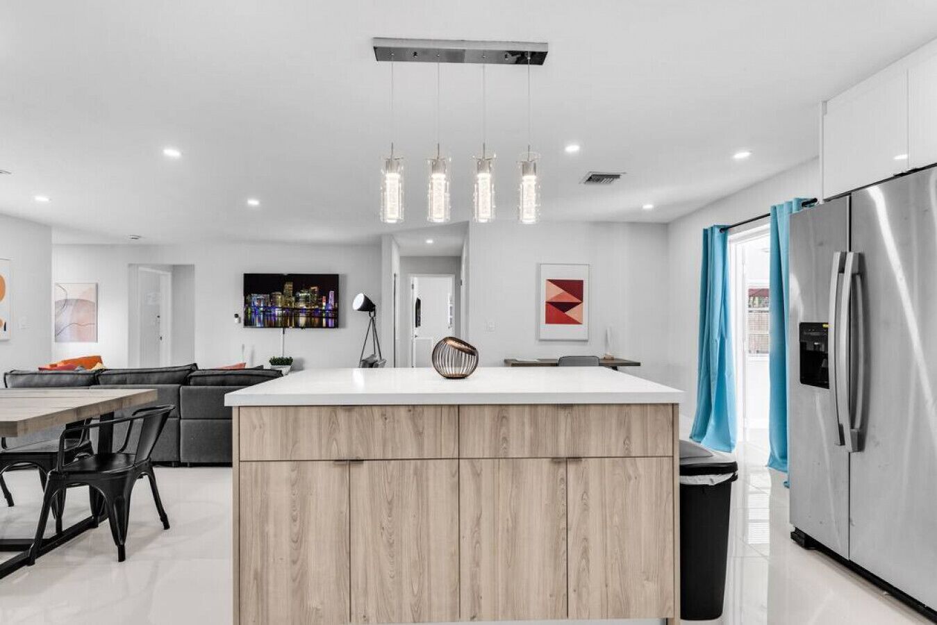 Efraim 1410 NW 46th St, Fort Lauderdale · Spacious Pool Home Fort Lauderdale | Ideal Vacay