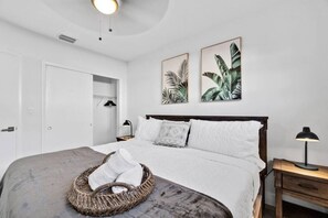 4 habitaciones, tabla de planchar con plancha, wifi y ropa de cama