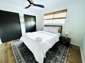 1 Schlafzimmer, Schreibtisch, Bügeleisen/Bügelbrett, WLAN