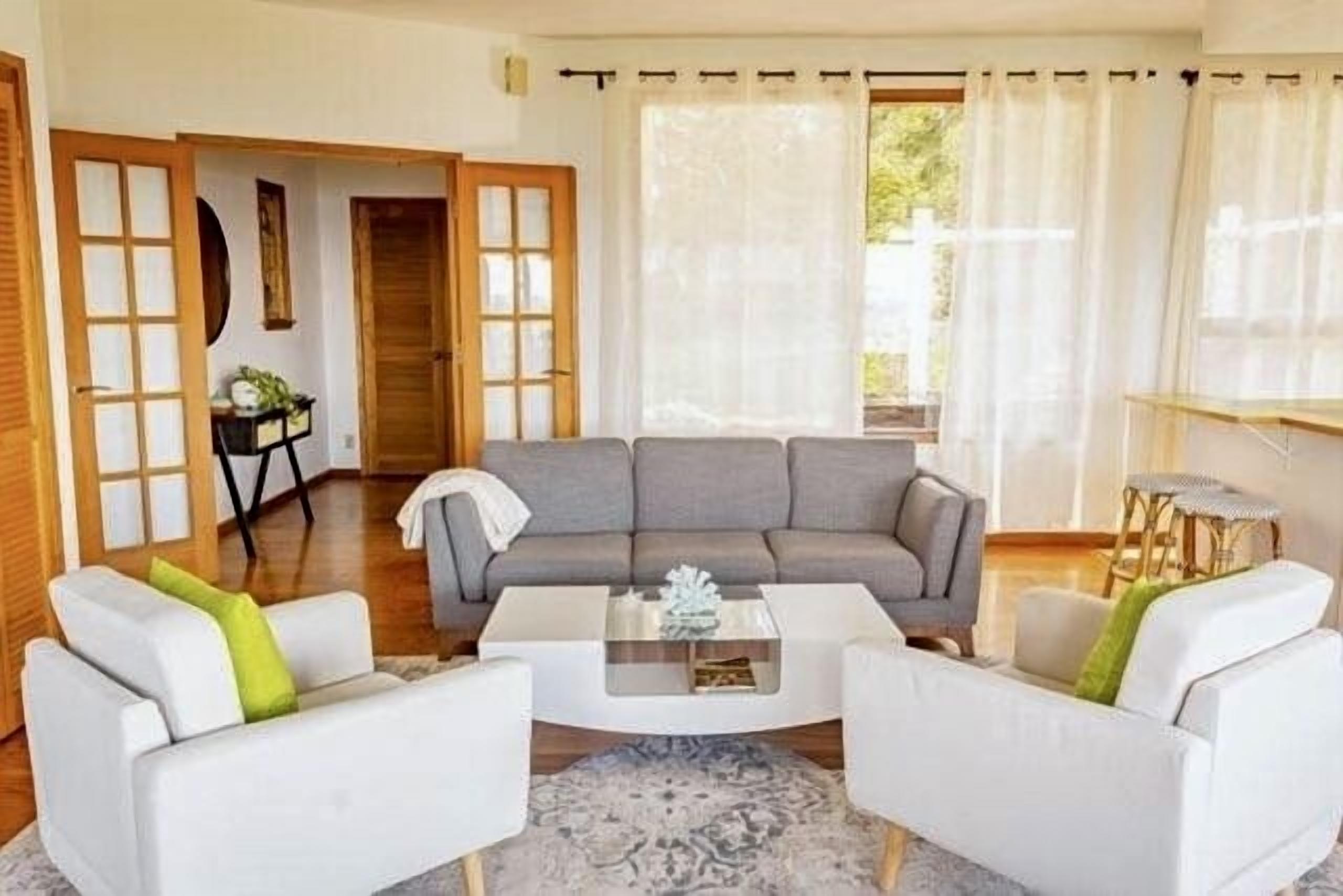 Dog-friendly oceanfront home, magnificent water views, minutes from beach!