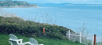 Puget Sound Retreat • Panoramic Waterfront Views • Unforgettable Sunsets