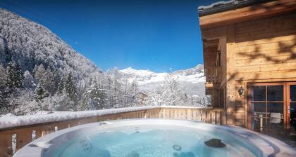 Chalet Choquette - secluded family break for 7 with spa - OVO Network