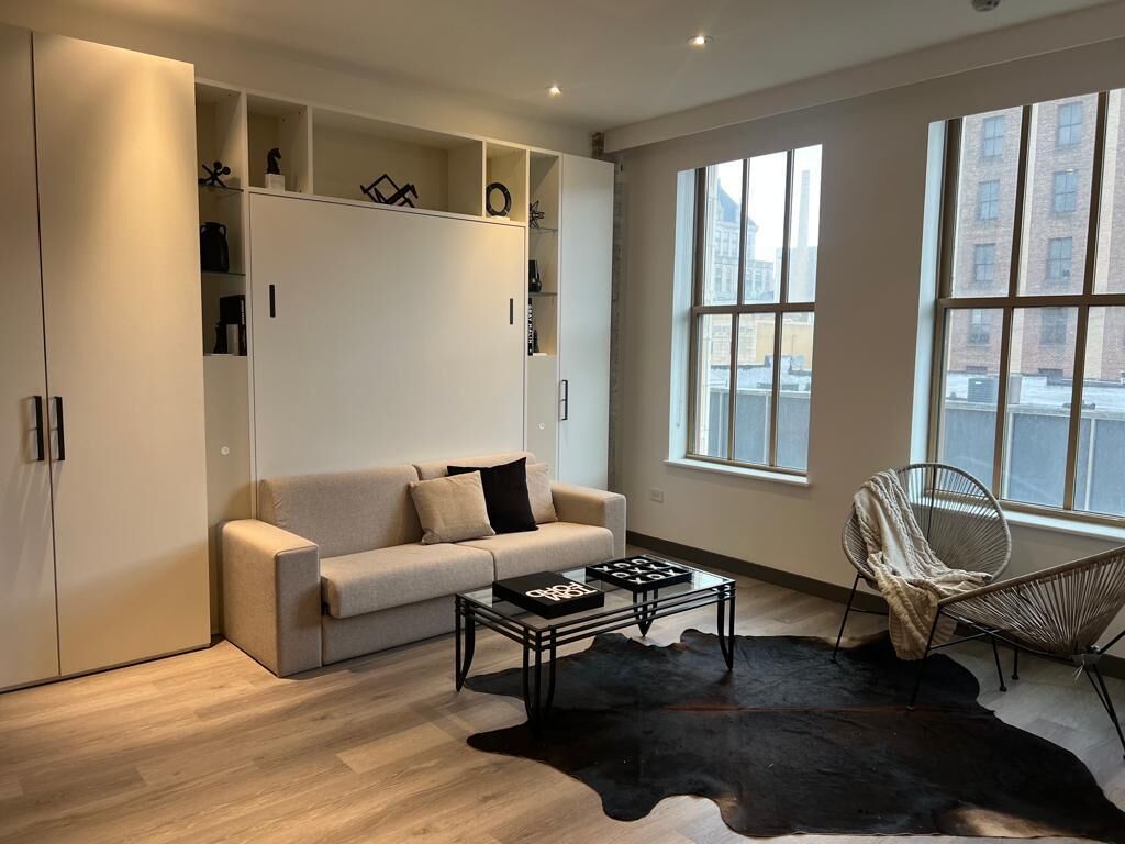 Modern Studio Unit Newark