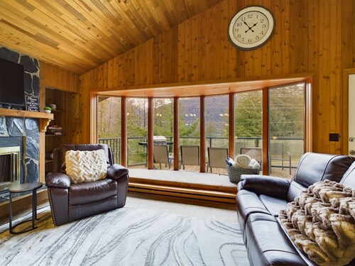 Ocean & Mountain View Duplex, both sides