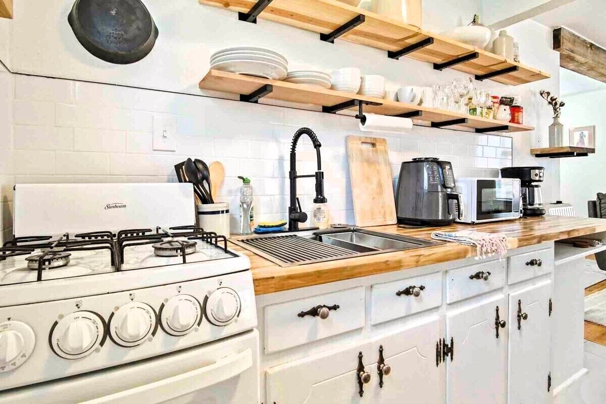 Hidden comfort studio