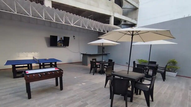 Ảnh chưa phân loại, 1 trong số 10 ảnh, nút