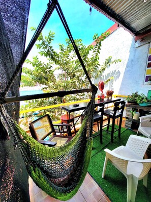 Executive Double Room, 1 King Bed, Courtyard View, Tower | Premium bedding, individually decorated, individually furnished