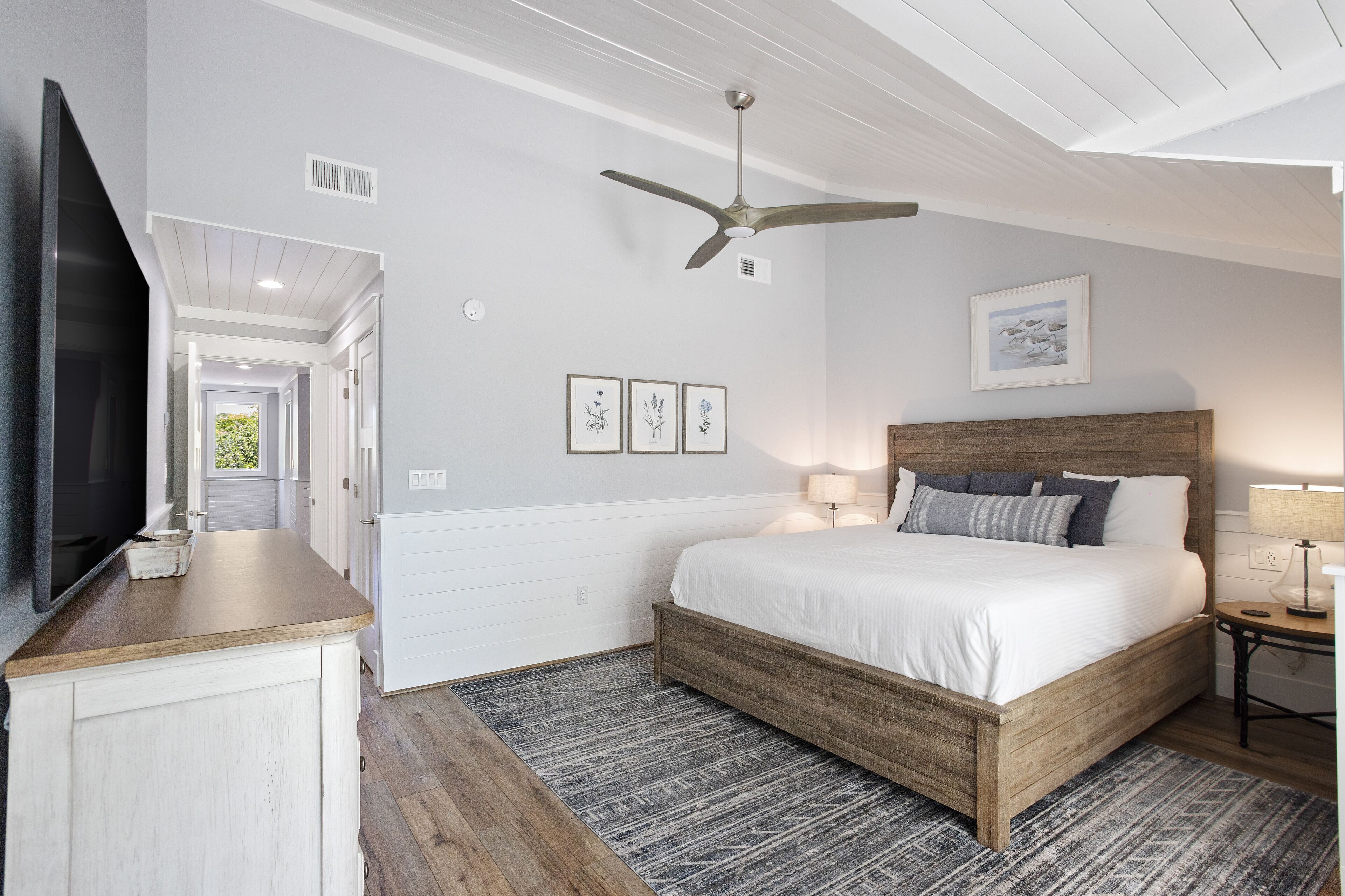 GORGEOUS MARSH Views - Upscale 3BR - "Latitude Adjustment"