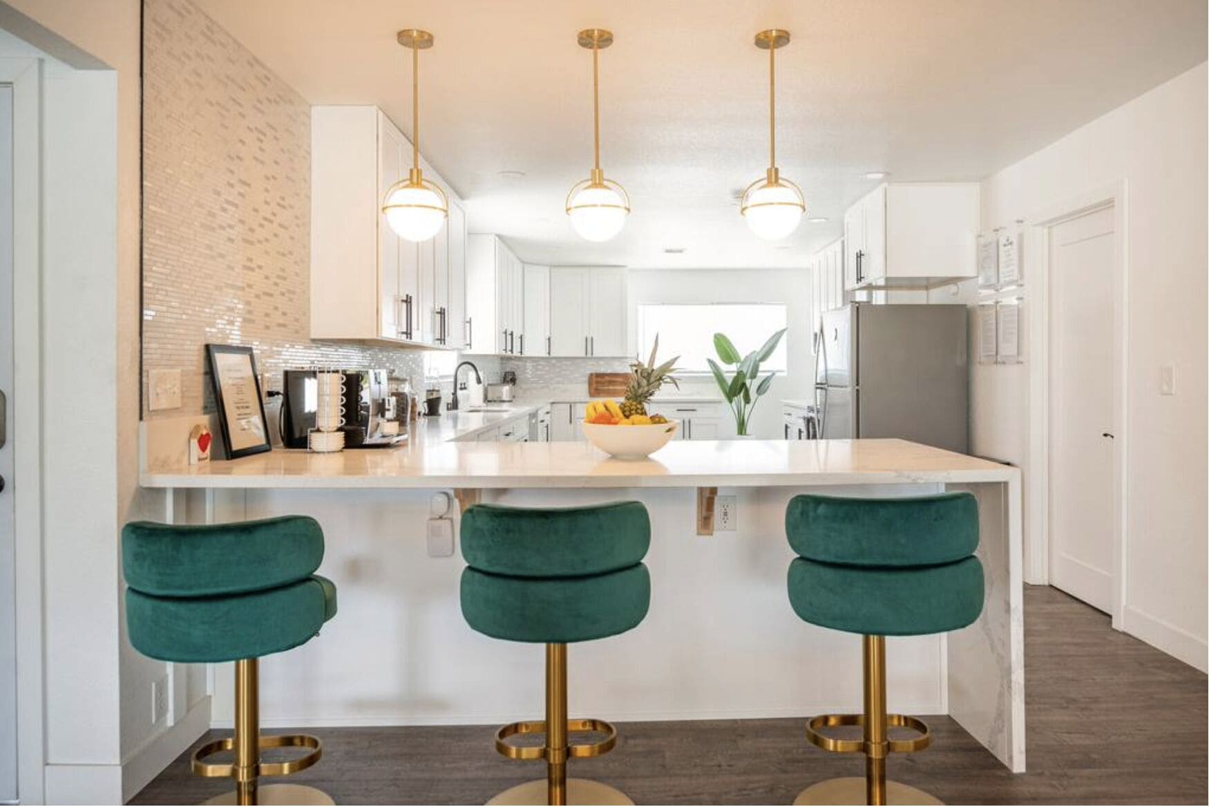 冰箱、微波炉、烤箱、炉灶